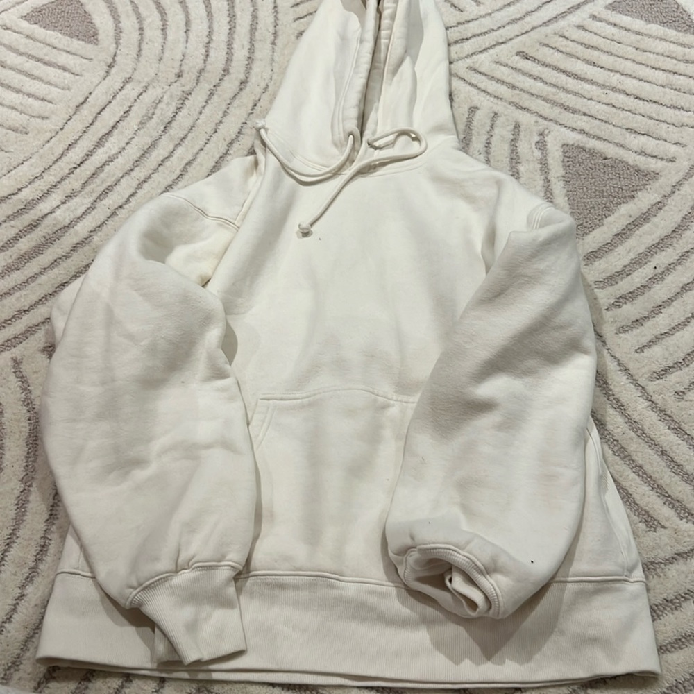 Cream Aritzia Hoodie